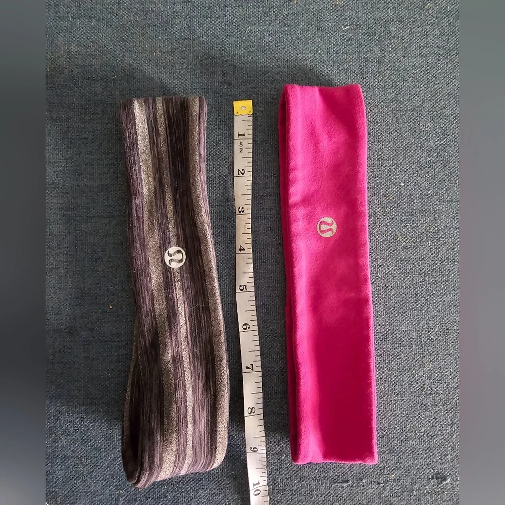 Set‎ of two Lululemon hairbands pink and gray logo on a side